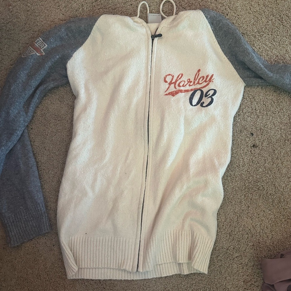 Harley-Davidson Cream and Gray Zip-Up Cardigan